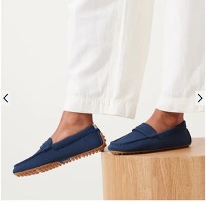 Rothy’s navy blue shoes